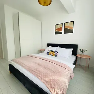 https://orhideea-central-apartments.bucharesthotelsnow.com
